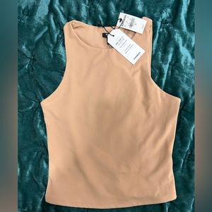 Express Body Contour High Compression Cropped High Neck Tank✨New with tags!
